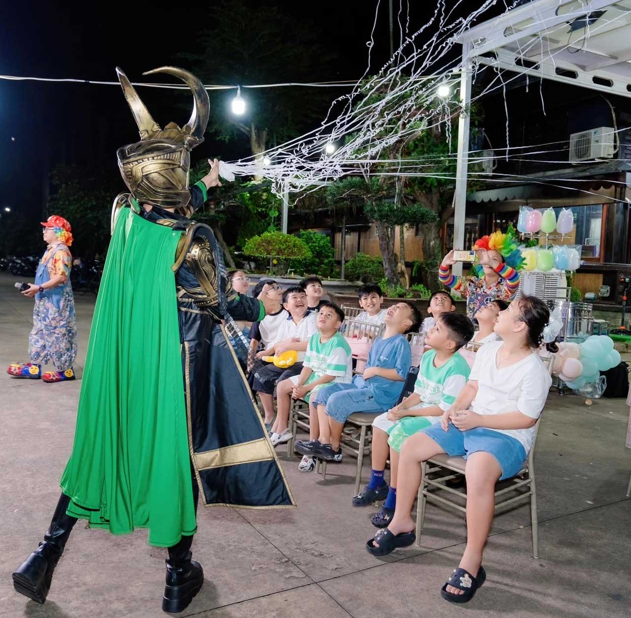cho-thue-sieu-anh-hung-loki-sinh-nhat