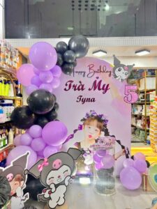 trang-tri-sinh-nhat-kuromi